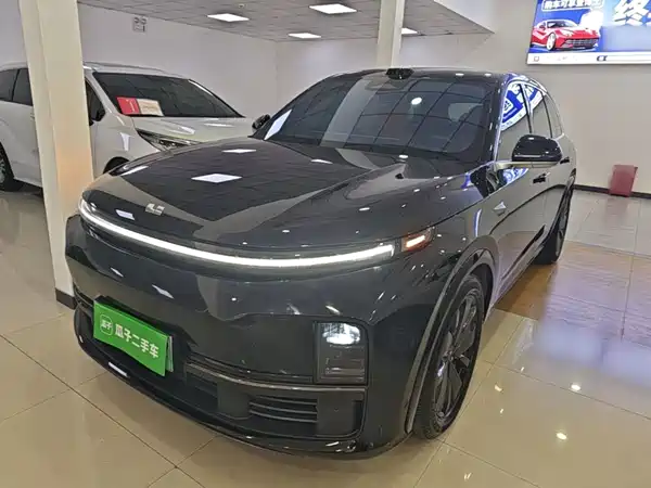 Li Auto L7 2025