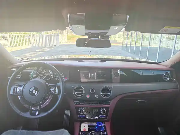 Rolls-Royce Ghost 2022