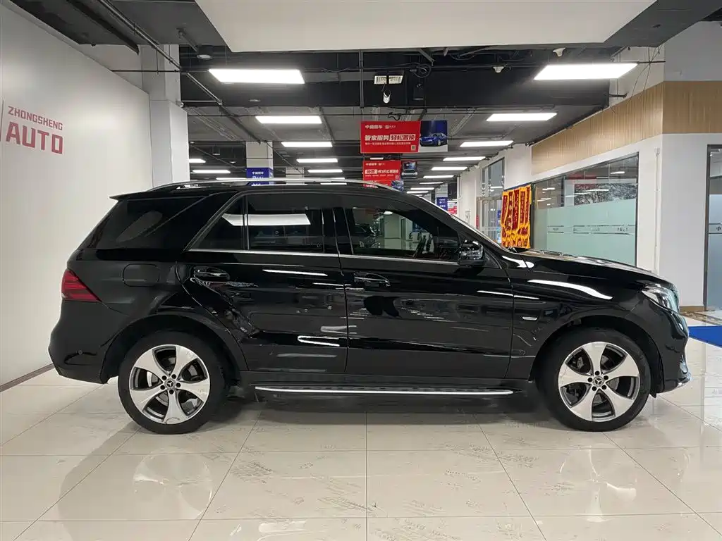 Mercedes-Benz GLE 2018
