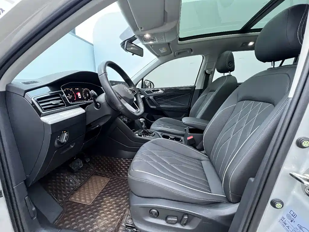 Volkswagen Tiguan L 2022 — фото 9