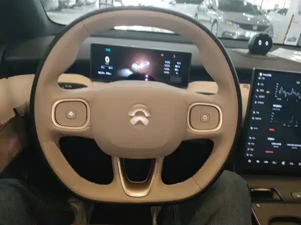 NIO ET5 2022