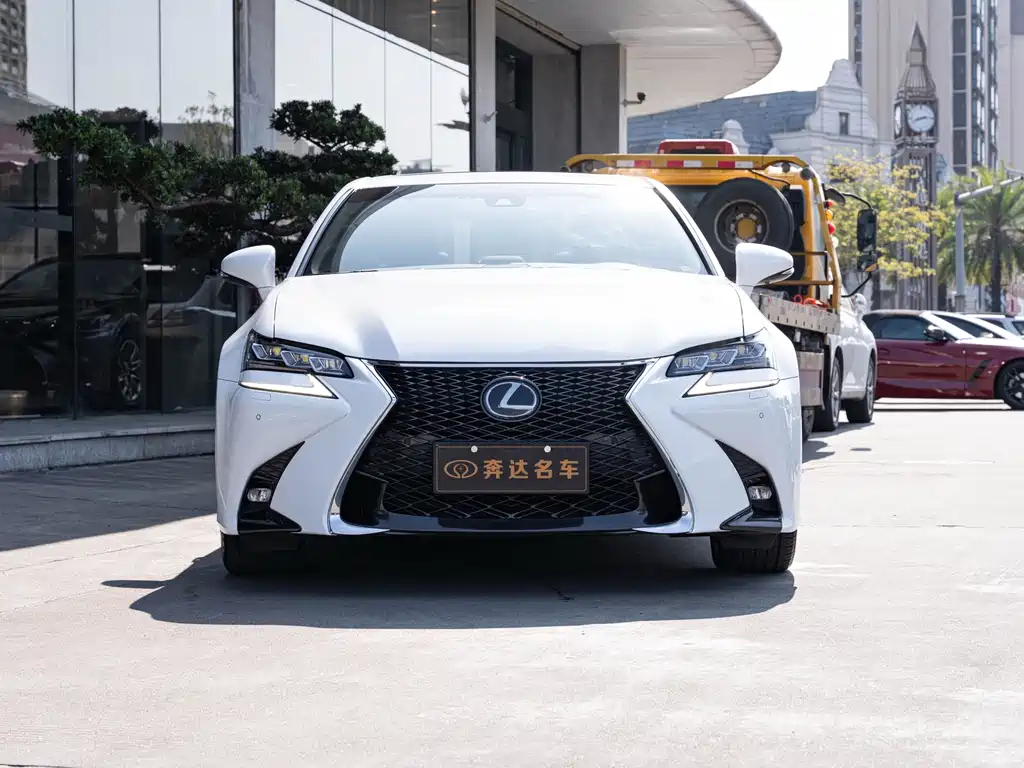 Lexus GS 2017 — фото 2