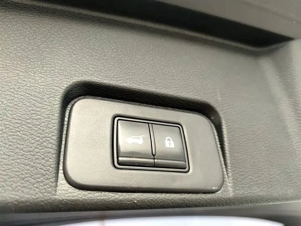 Nissan X-Trail 2021 — фото 17