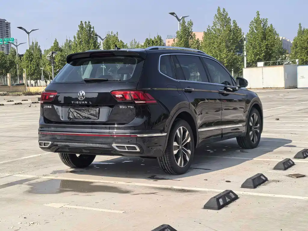 Volkswagen Tiguan L 2025