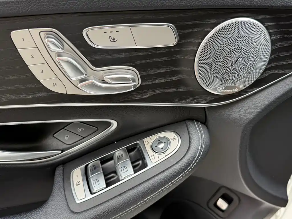 Mercedes-Benz C-Class 2021 — фото 9