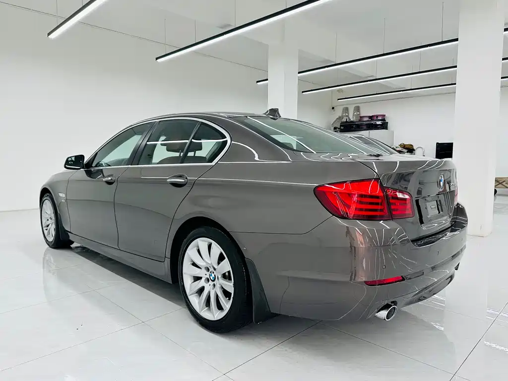 BMW 5 Series 2012