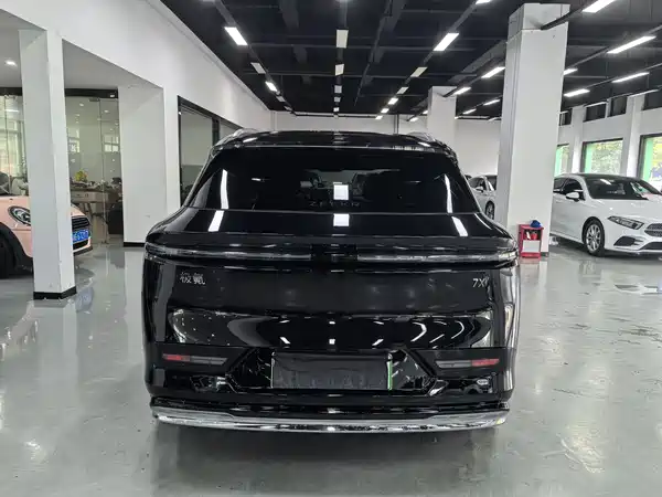 Zeekr 7X 2025
