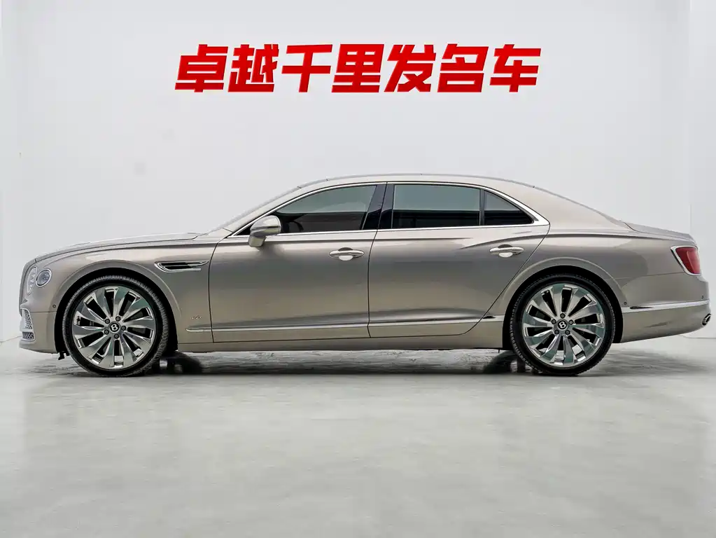 Bentley Flying Spur 2021 — фото 4