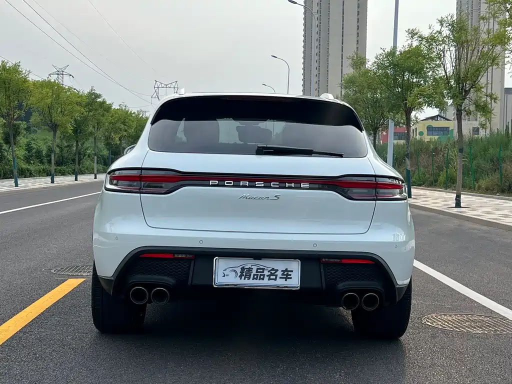 Porsche Macan 2023 — фото 10