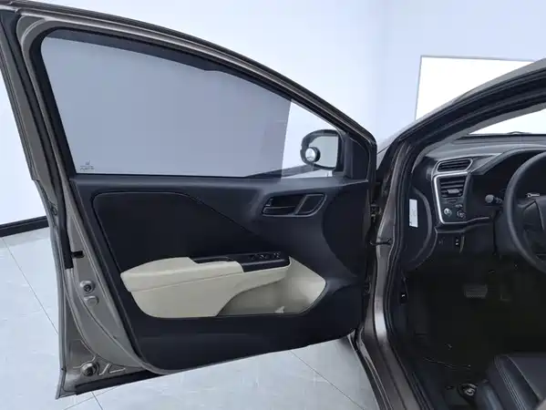 Honda Greiz 2018