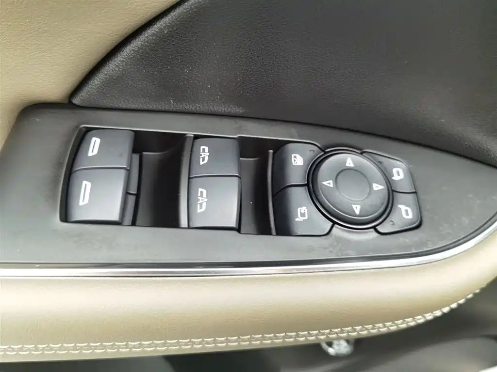 Buick Envision Plus 2023 — фото 9