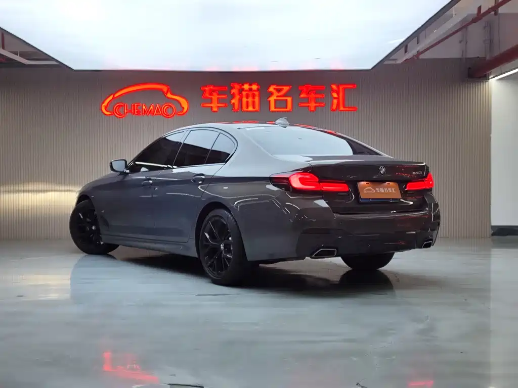 BMW 5 Series 2021