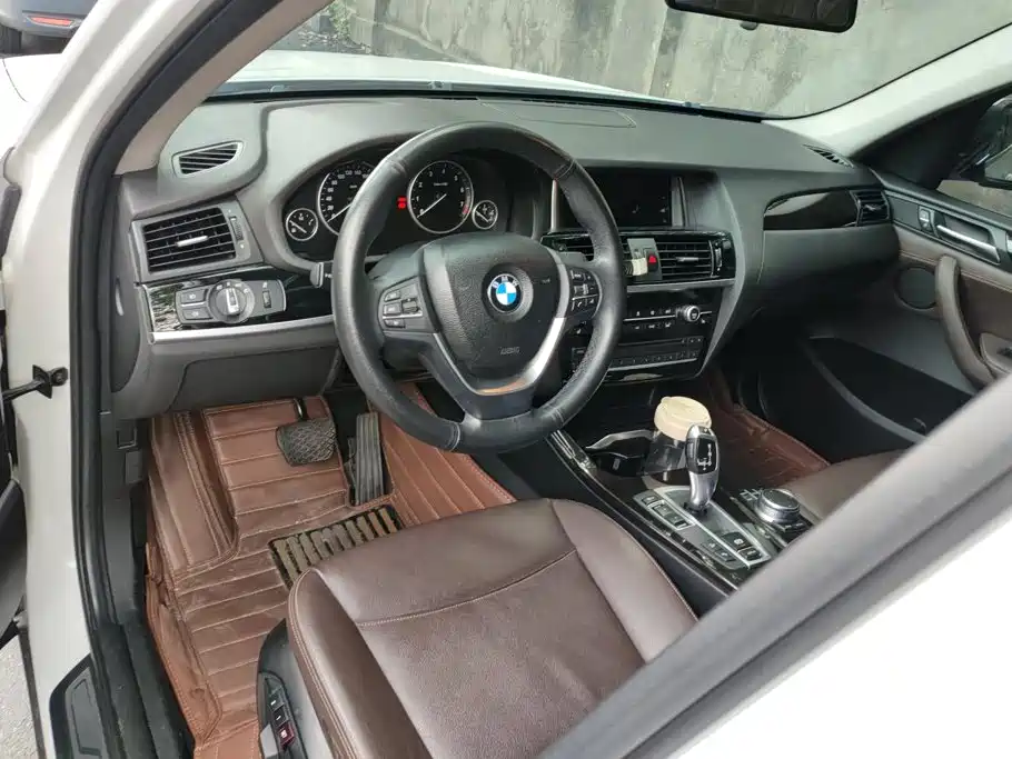 BMW X3 2017 — фото 12