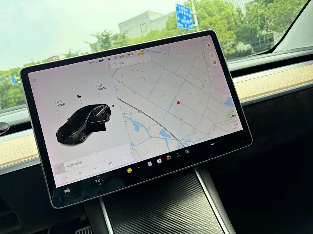 Tesla Model 3 2019