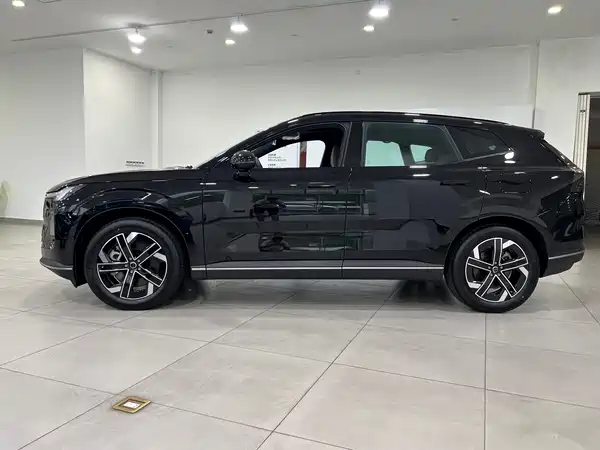 Volvo XC70 Plug-In Hybrid 2026