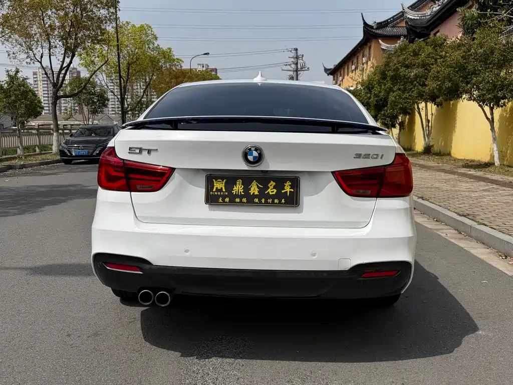 BMW 3 Series GT 2019 — фото 10
