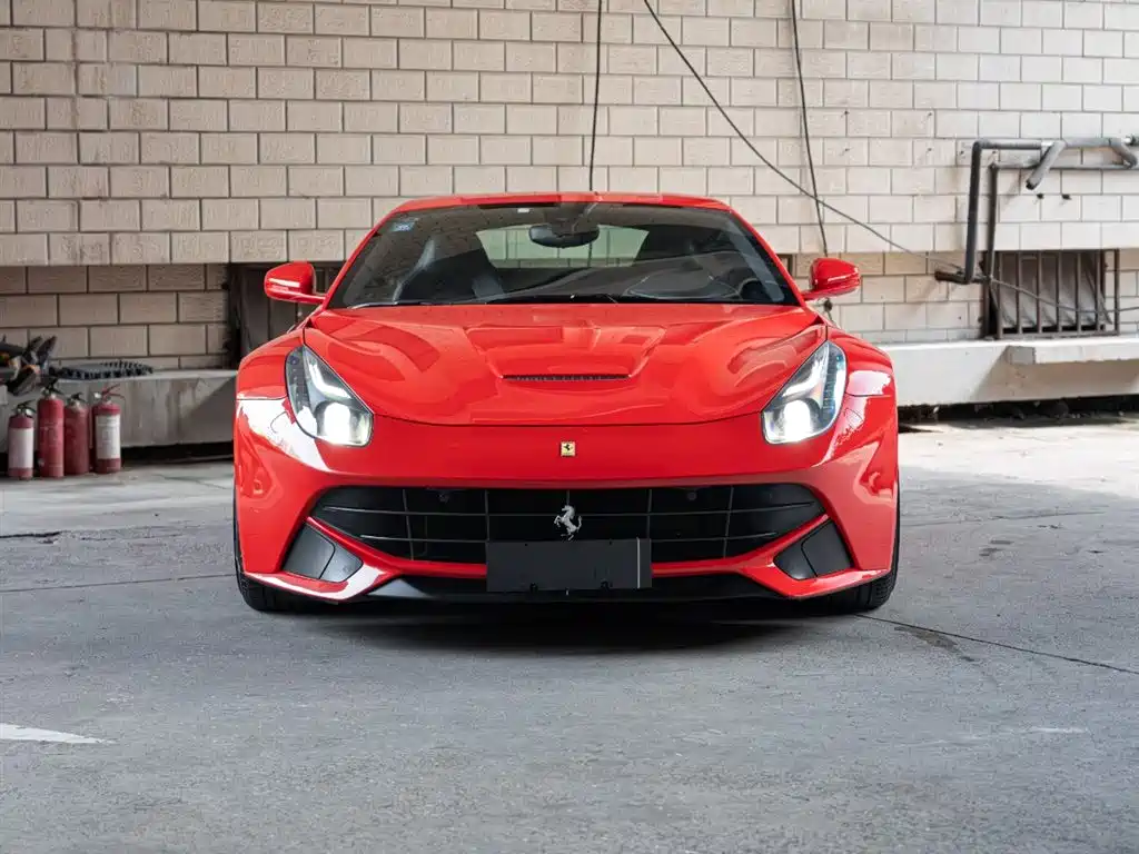 Ferrari F12berlinetta 2017 — фото 2