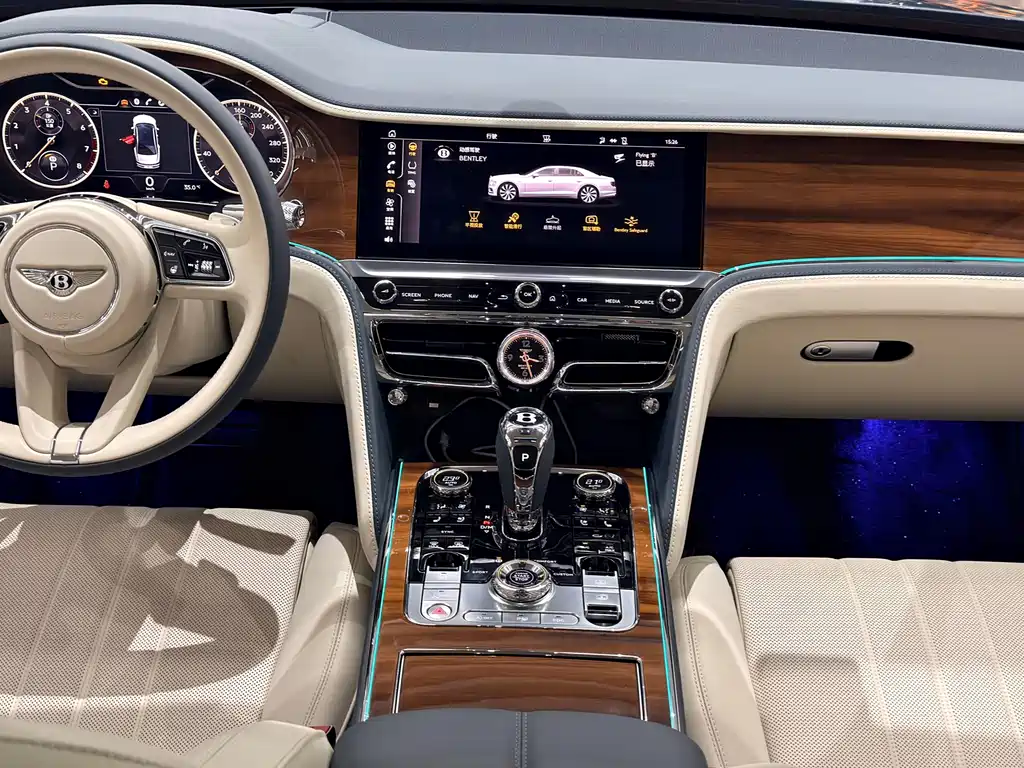 Bentley Flying Spur 2023