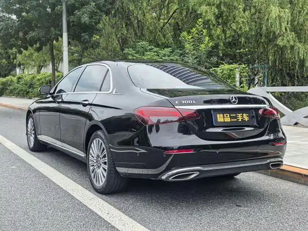 Mercedes-Benz E-Class 2023