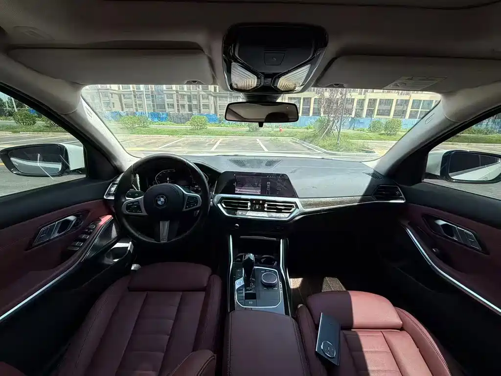 BMW 3 Series 2021