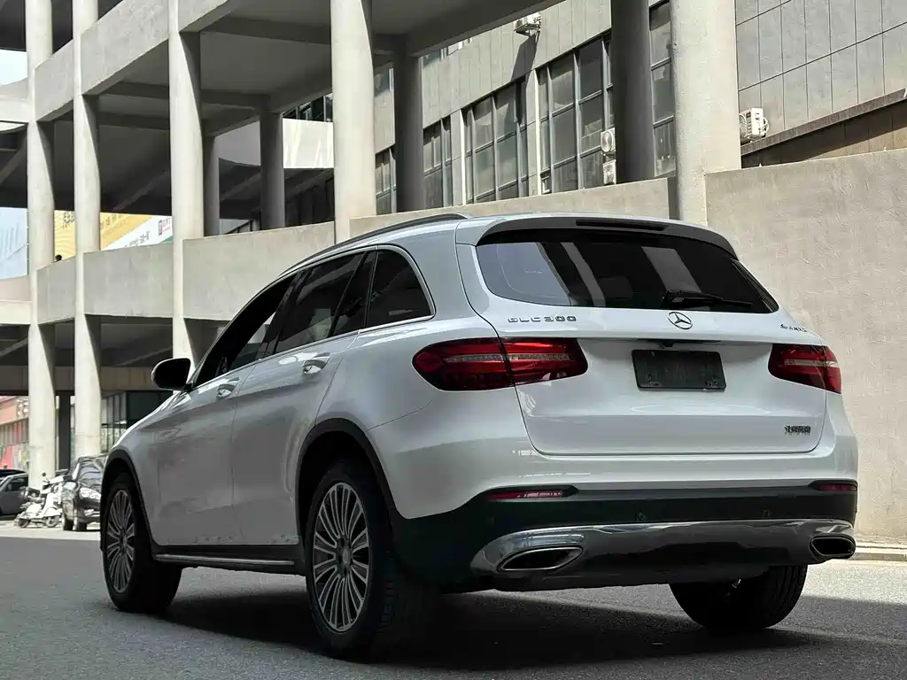 Mercedes-Benz GLC 2016 — фото 7