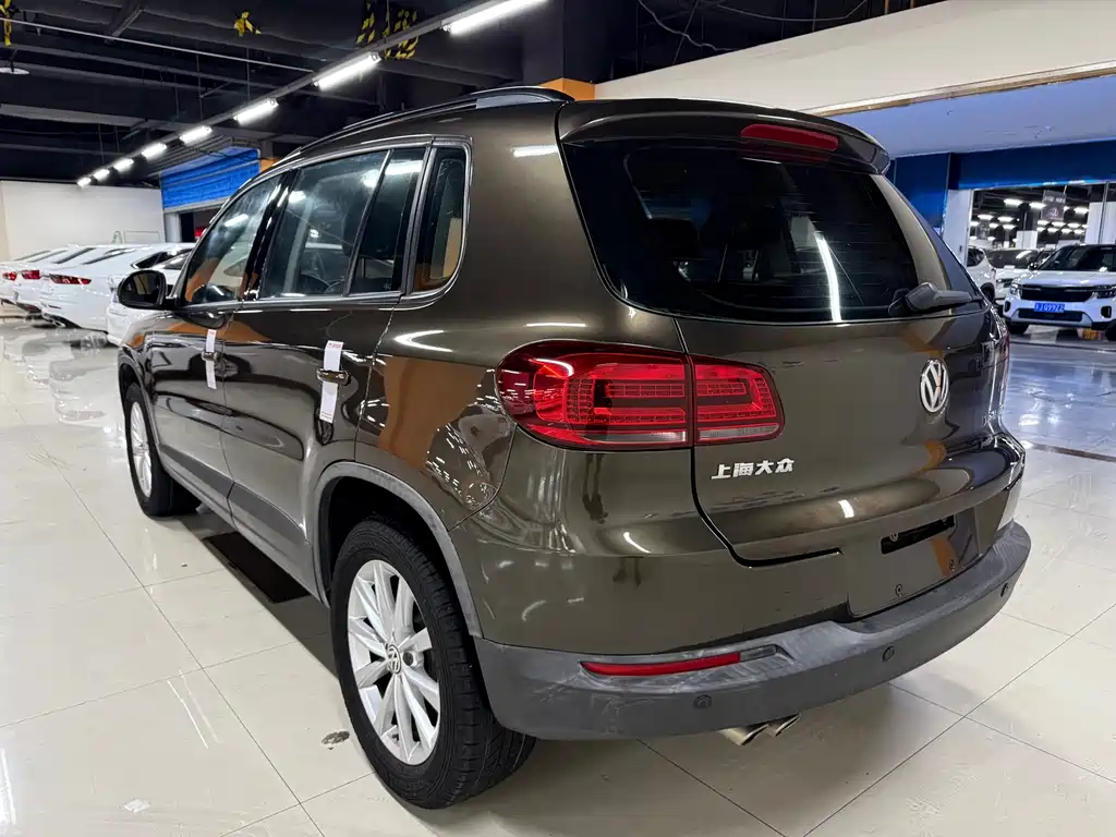Volkswagen Tiguan 2016 — фото 16