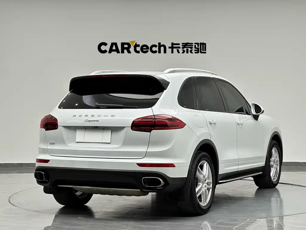 Porsche Cayenne 2016 — фото 8