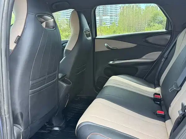 BYD Dolphin 2023