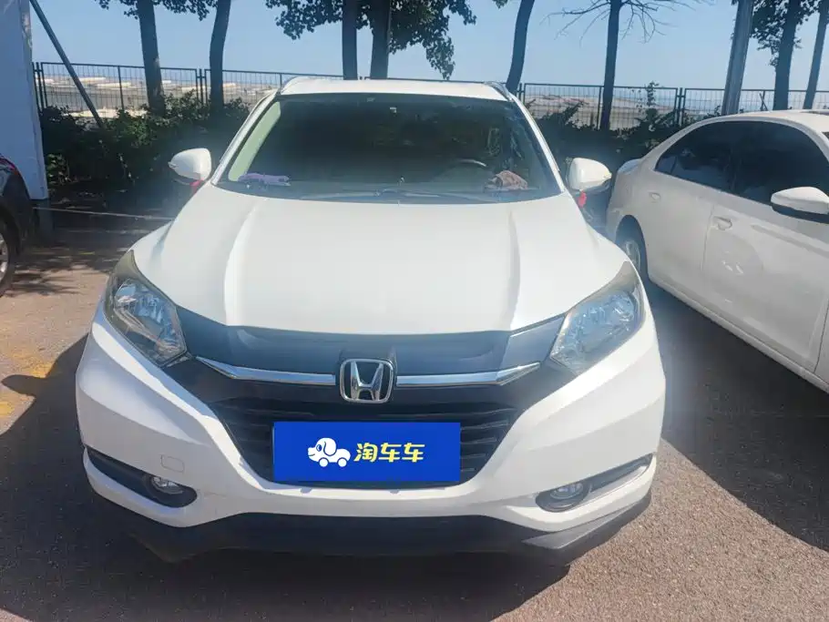 Honda Vezel 2015