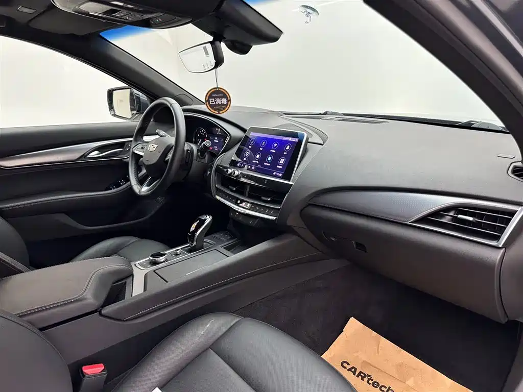 Cadillac CT5 2020 — фото 11