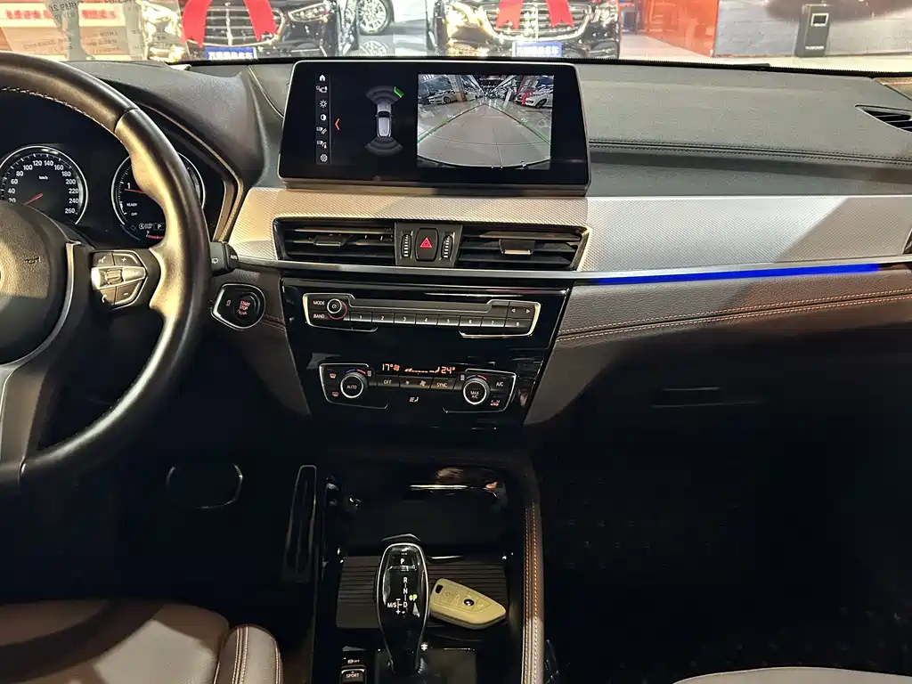 BMW X2 2021 — фото 9