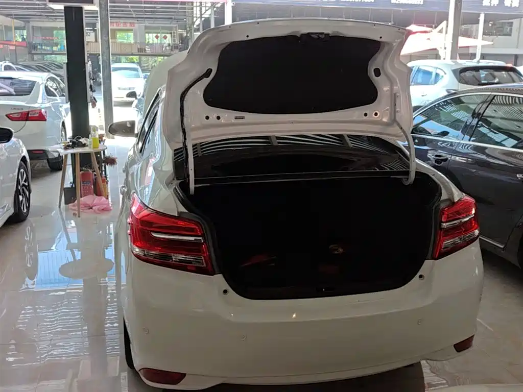 Toyota Vios 2019 — фото 19