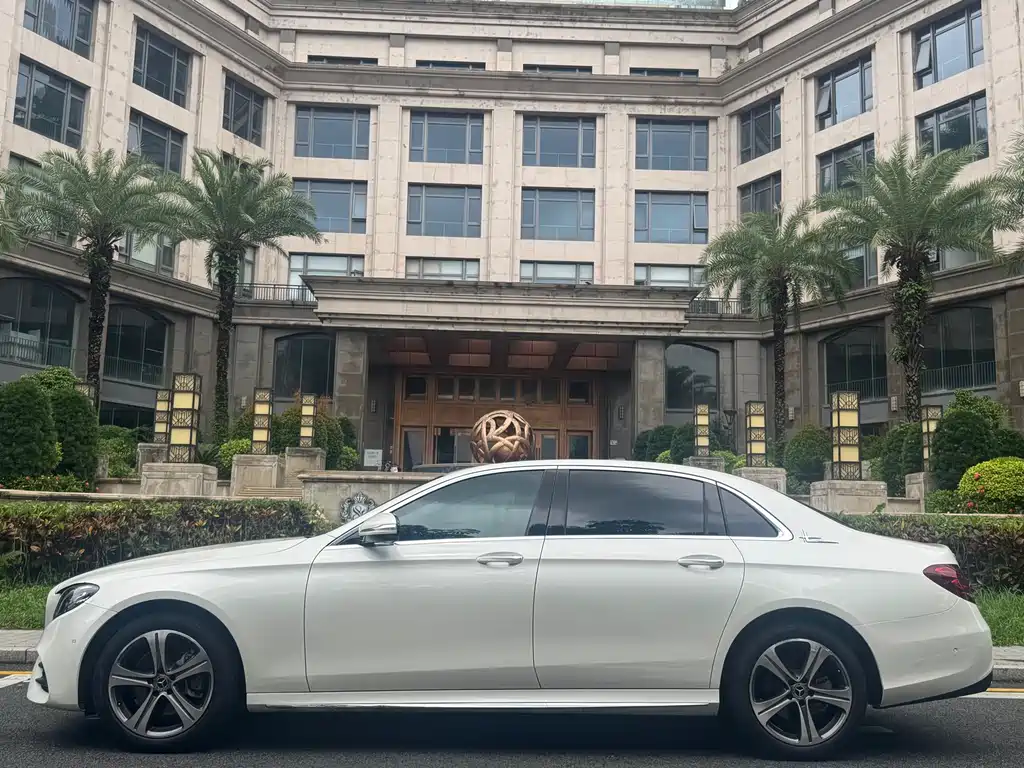 Mercedes-Benz E-Class 2019