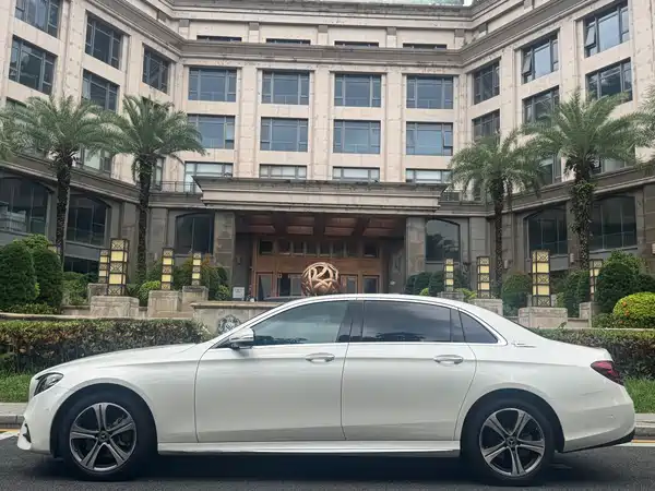 Mercedes-Benz E-Class 2019