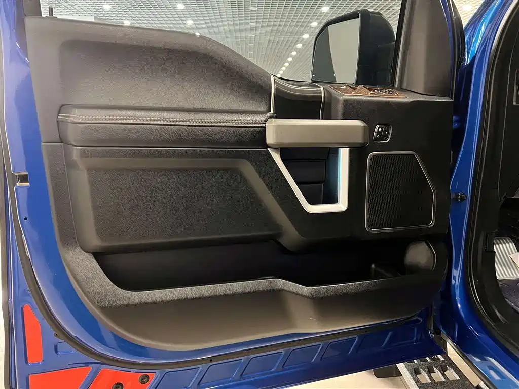 Ford F-150 Raptor 2019 — фото 12