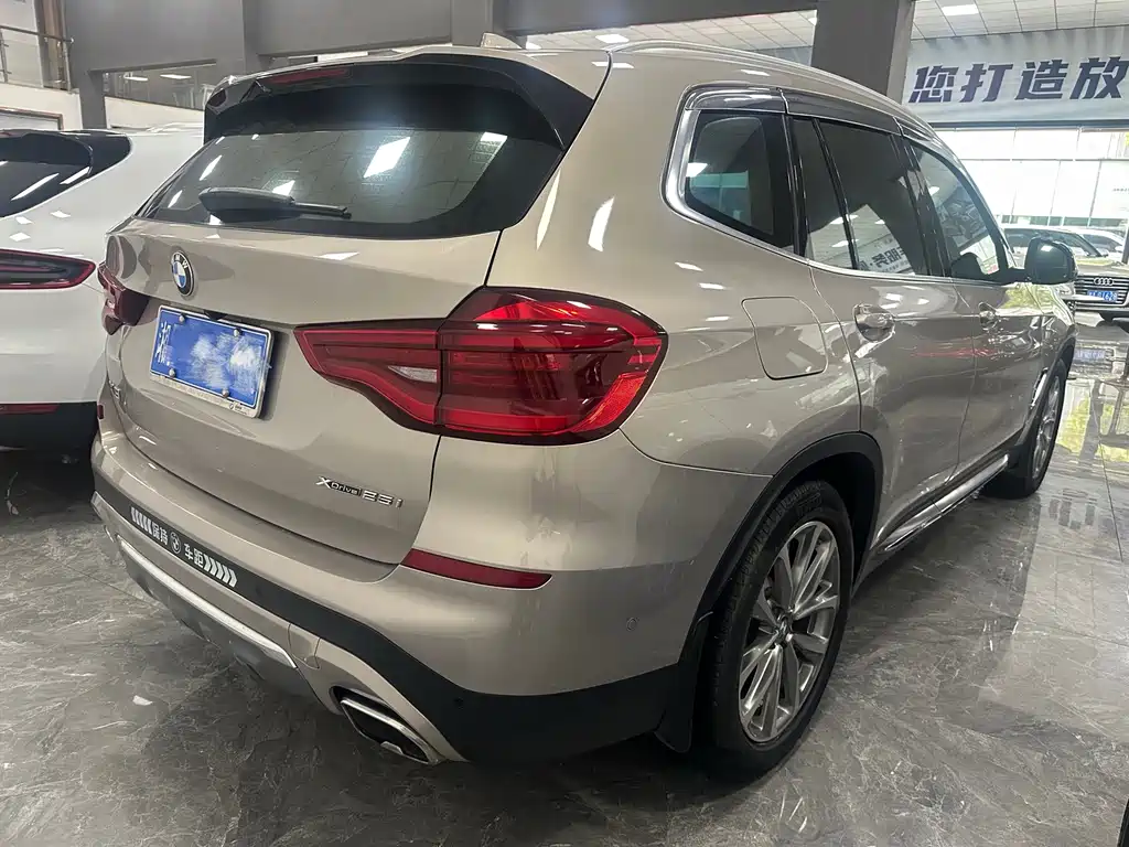 BMW X3 2020 — фото 4