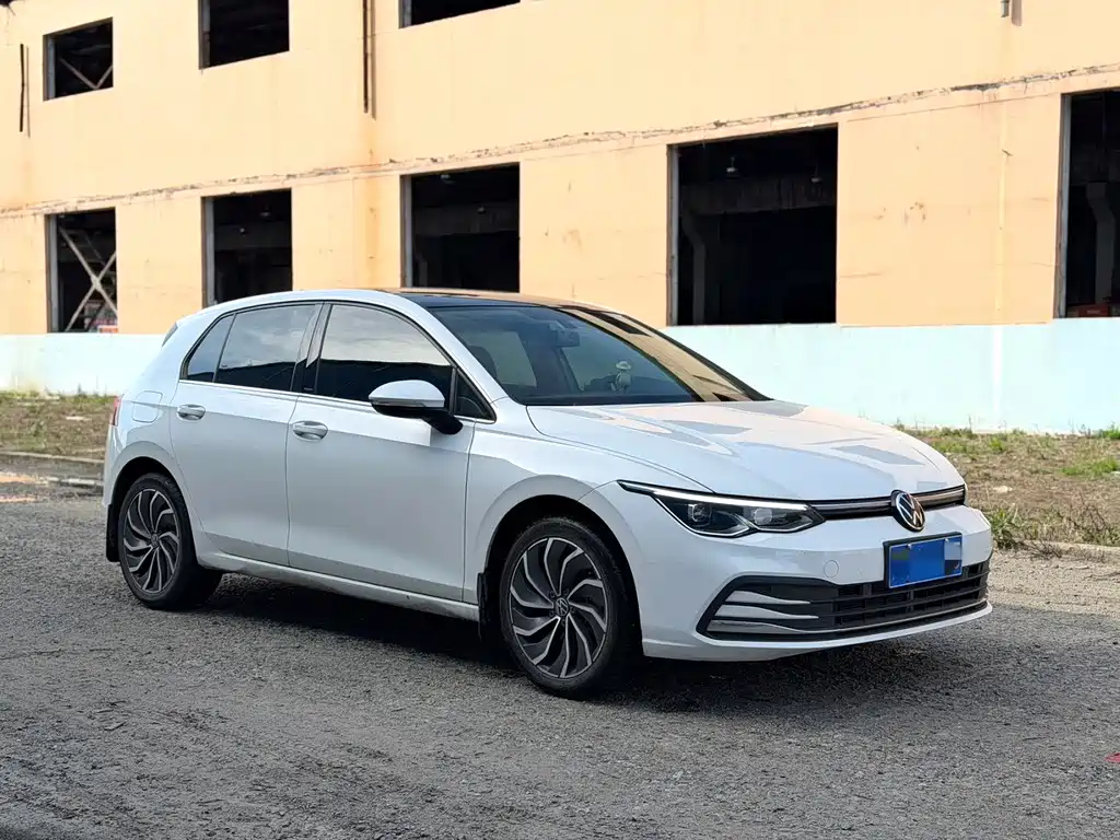 Volkswagen Golf 2022