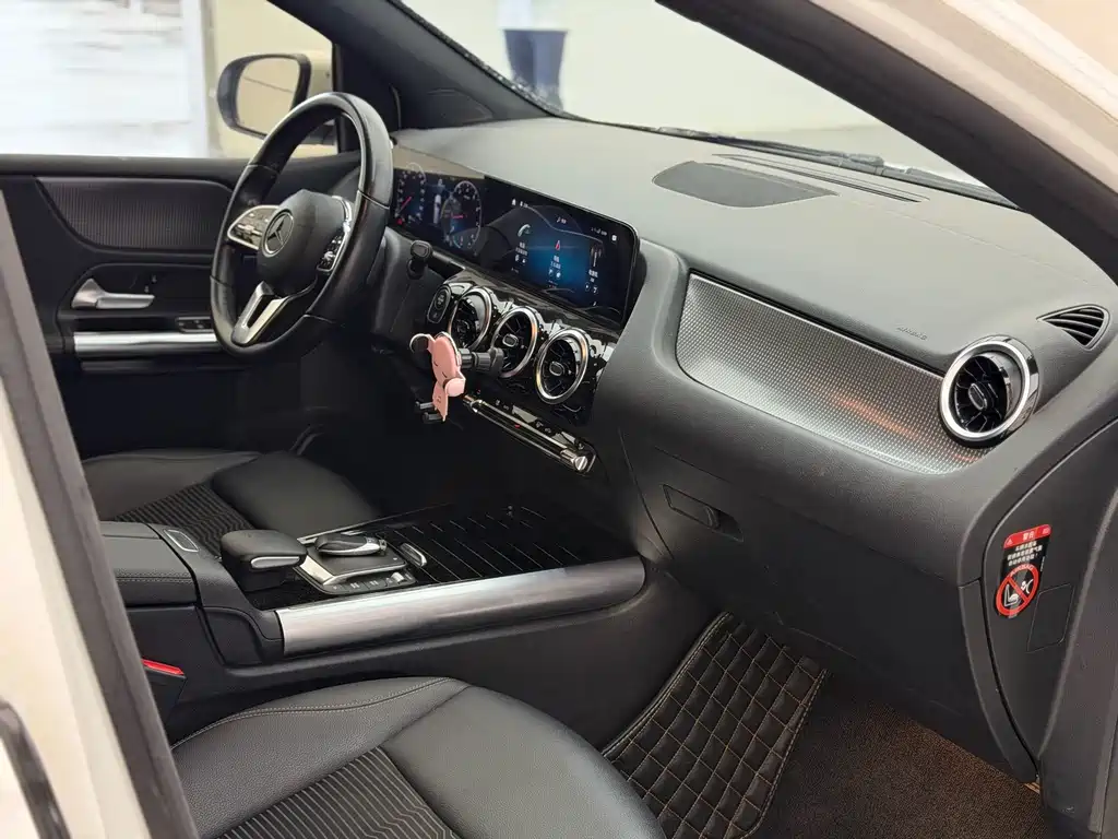 Mercedes-Benz B-Class 2022 — фото 11