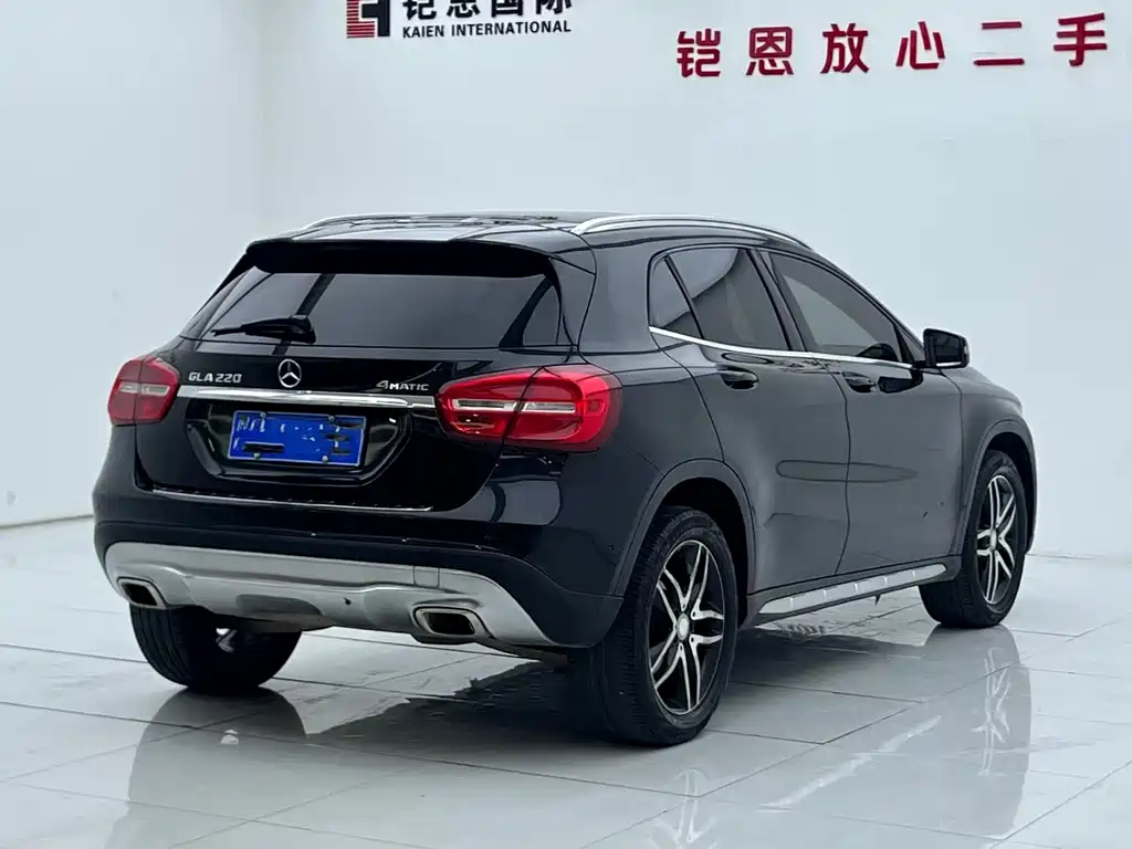 Mercedes-Benz GLA 2017 — фото 13