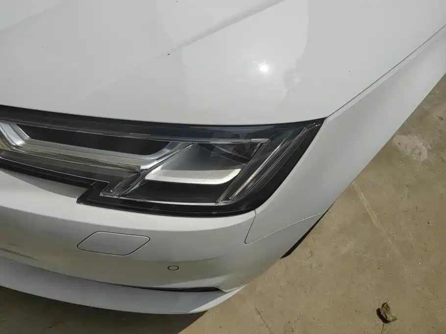 Audi A4L 2018