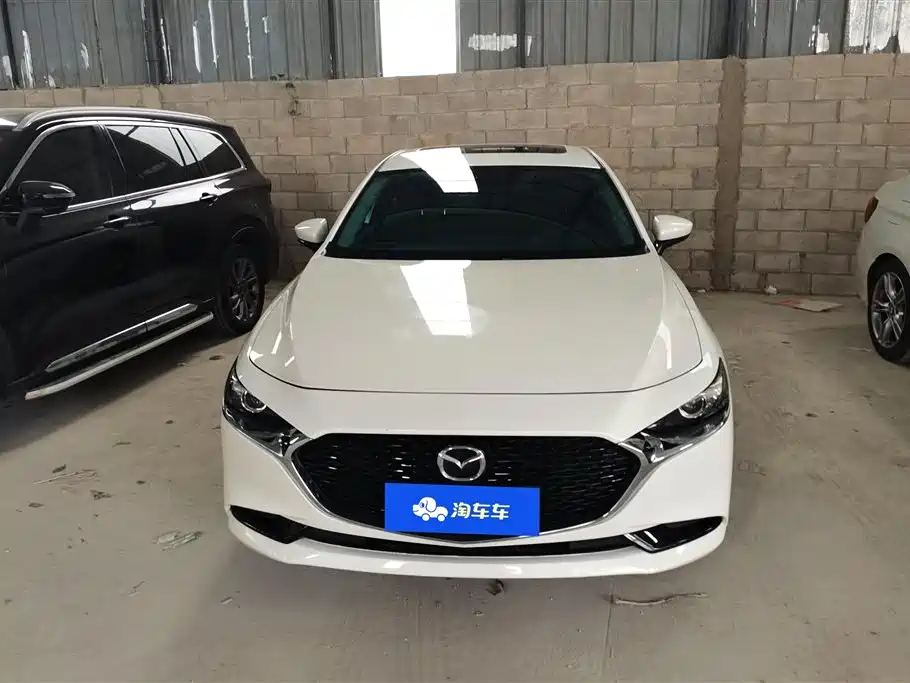 Mazda 3 Axela 2021