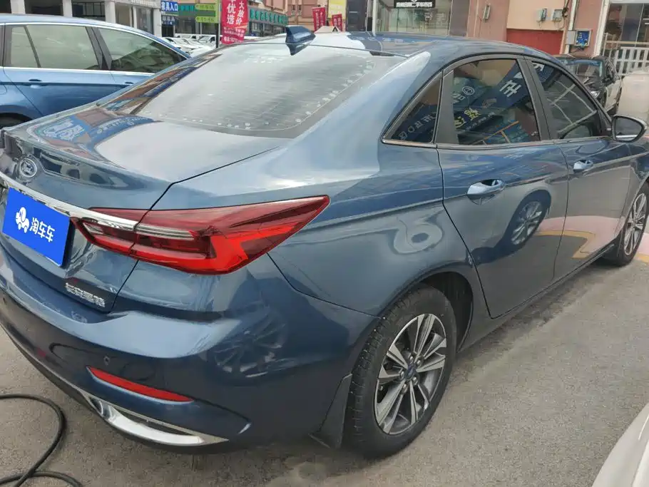 Ford Escort 2021