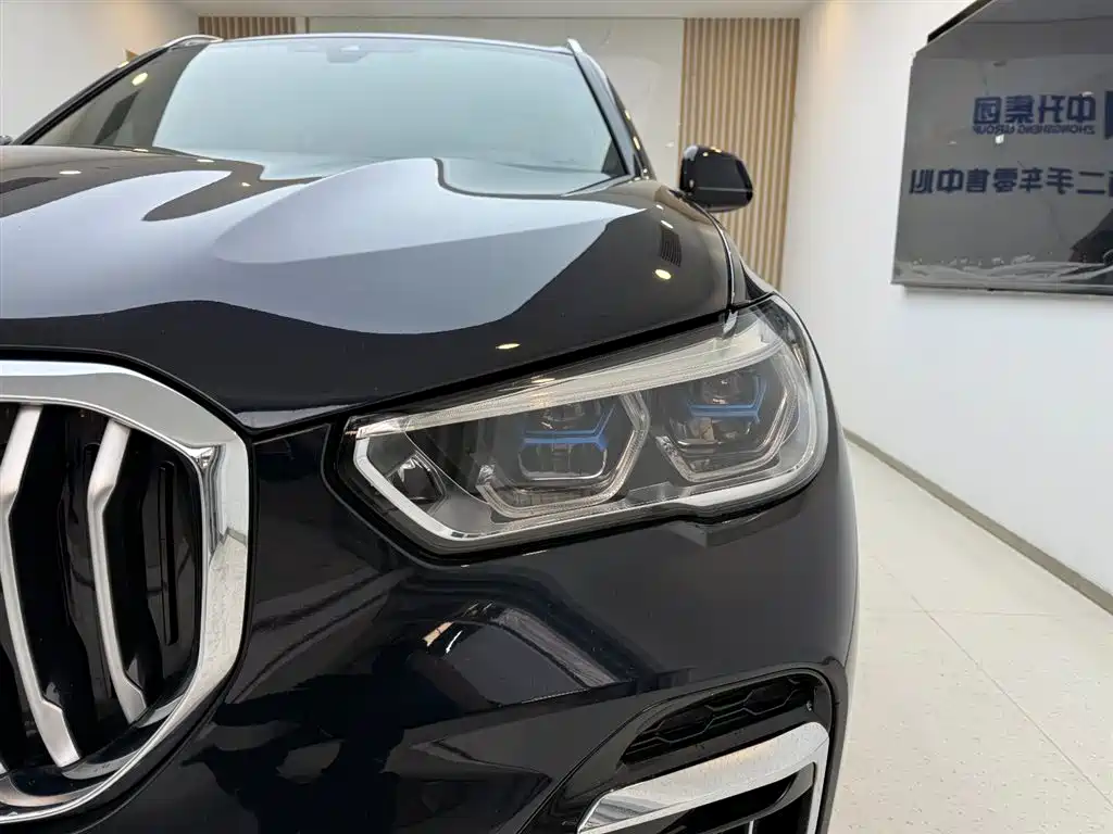 BMW X5 2022