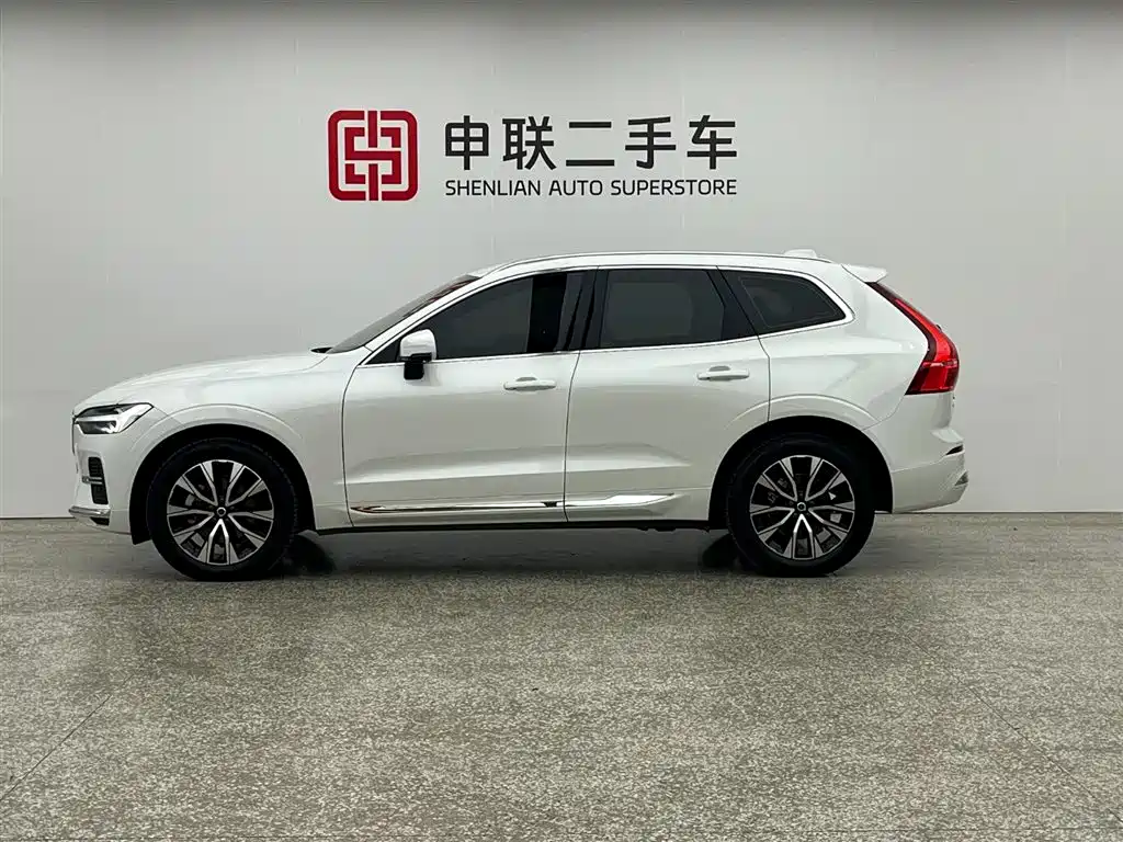 Volvo XC60 2024 — фото 4