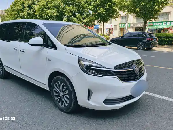 Buick GL8 2022