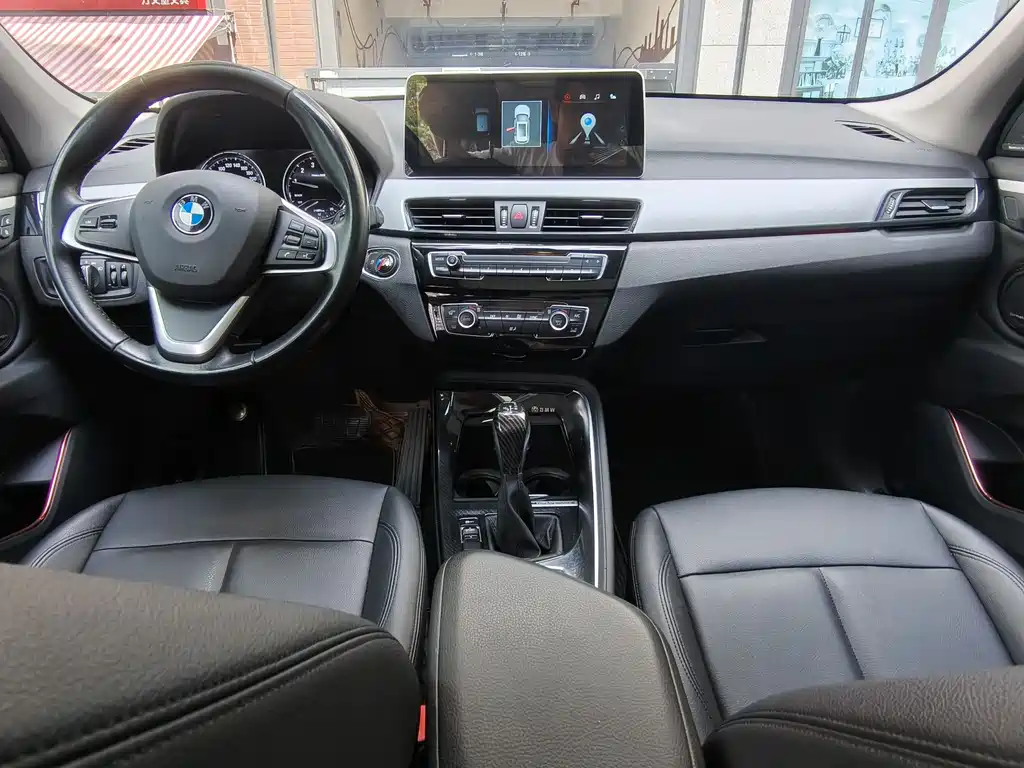 BMW X1 2018 — фото 9
