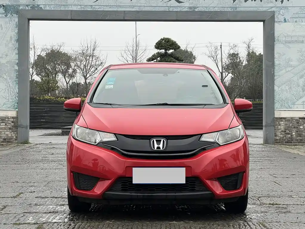 Honda Fit 2016 — фото 2