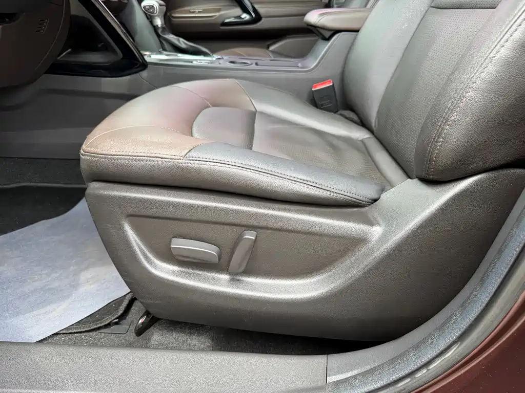 GAC Motor Trumpchi GS4 2018 — фото 24