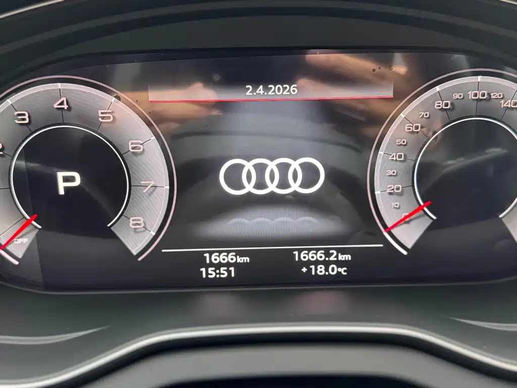 Audi Q5L 2026 — фото 19