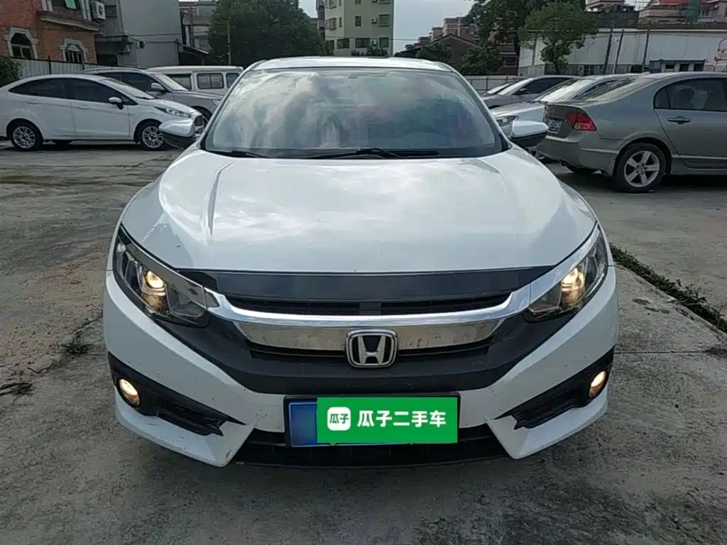 Honda Civic 2018 — фото 3